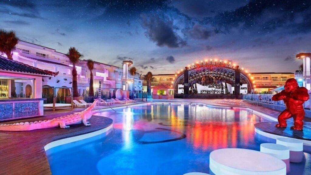 Ushuaia Ibiza Beach hotel
Ushuaia Ibiza Beach Hotel: the place to be!